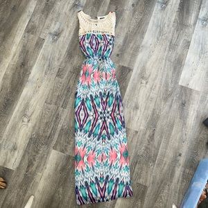 Color maxi dress